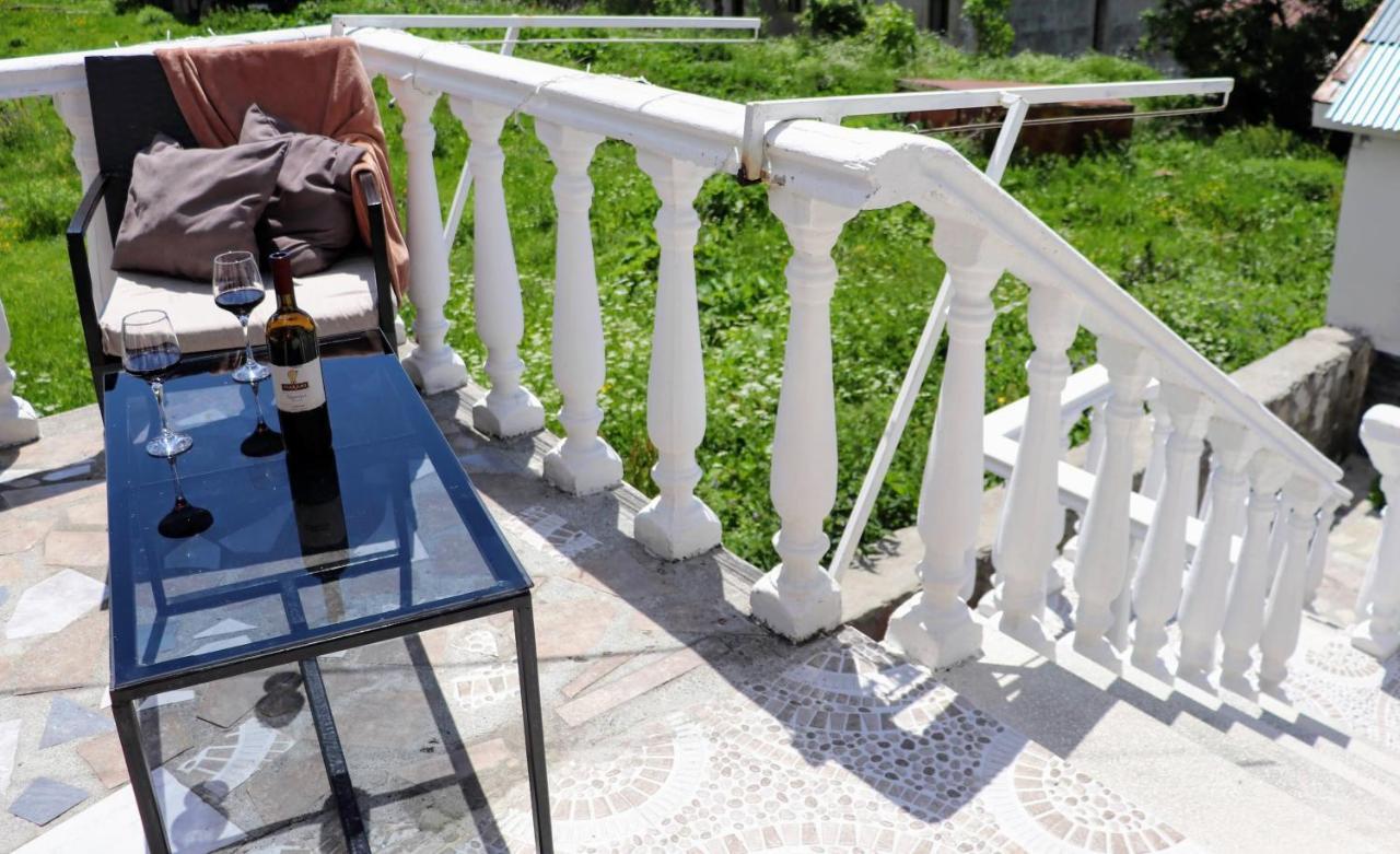 Hotel Nestt Kazbegi Exterior photo